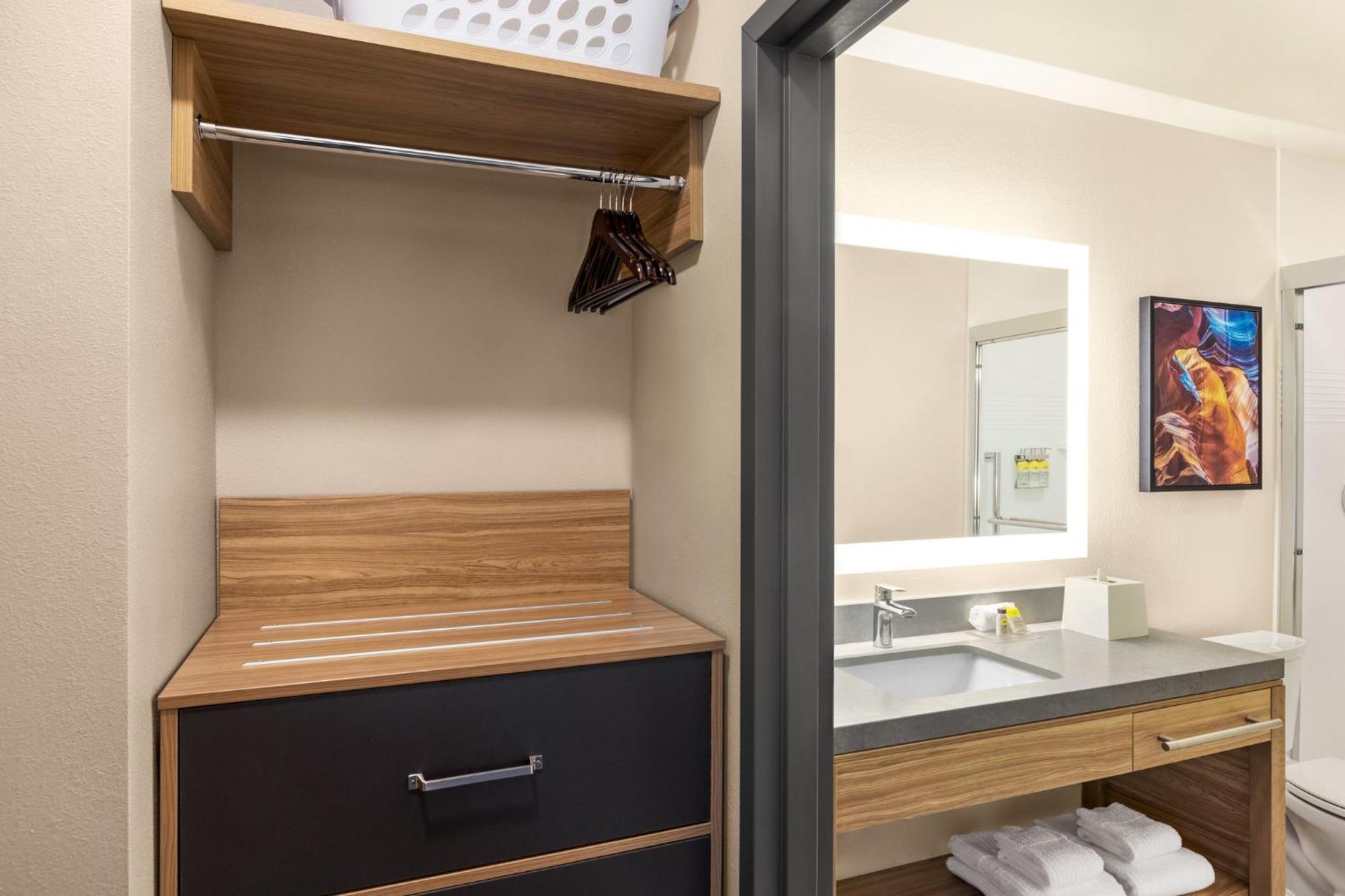 Candlewood Suites Pecos By Ihg Dış mekan fotoğraf