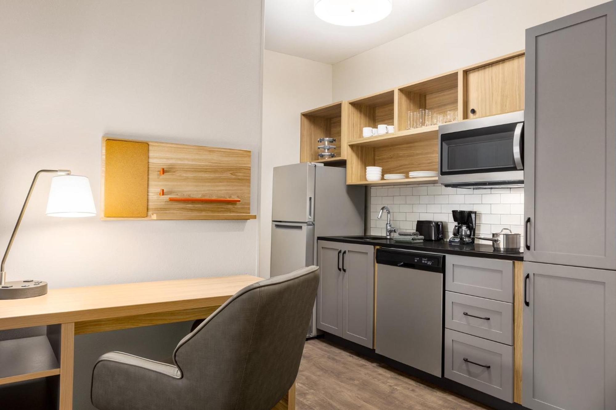 Candlewood Suites Pecos By Ihg Dış mekan fotoğraf